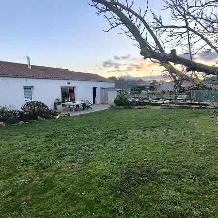 La Parenthese Coloree - Spacieux - 12mn Du Parc Holiday home