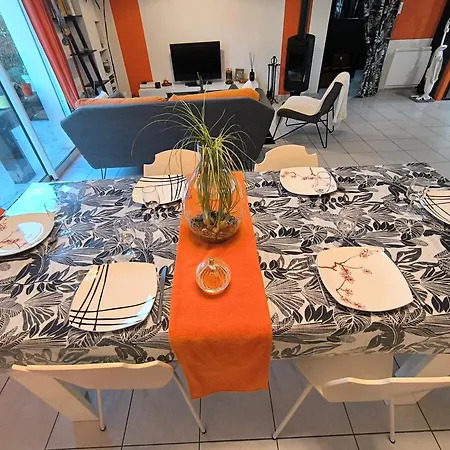 Holiday home La Parenthese Coloree - Spacieux - 12mn Du Parc *